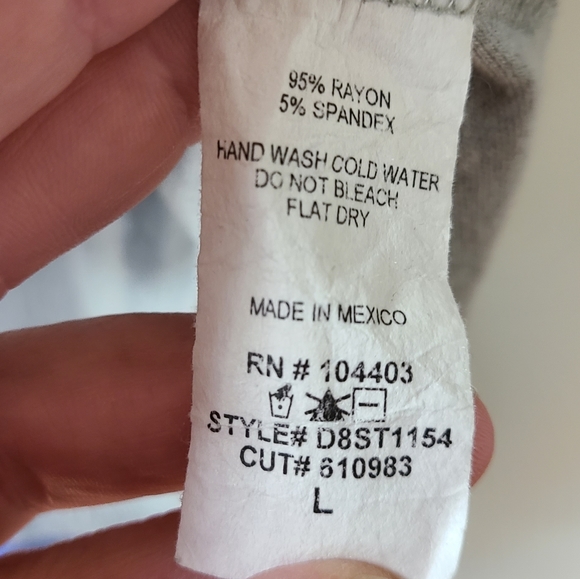 Women's  large Blu Pepper cold shoulder gray short sleeve top - Picture 2 of 7